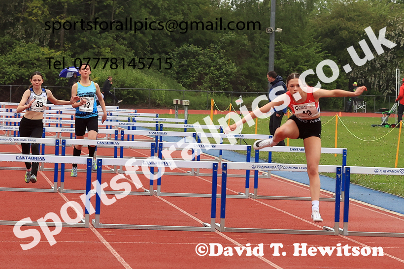Hurdles, 2026 North Eastern Track and Field Champs, Shildon, County Durham. Photo: David T. Hewitson/Sports for All Pics